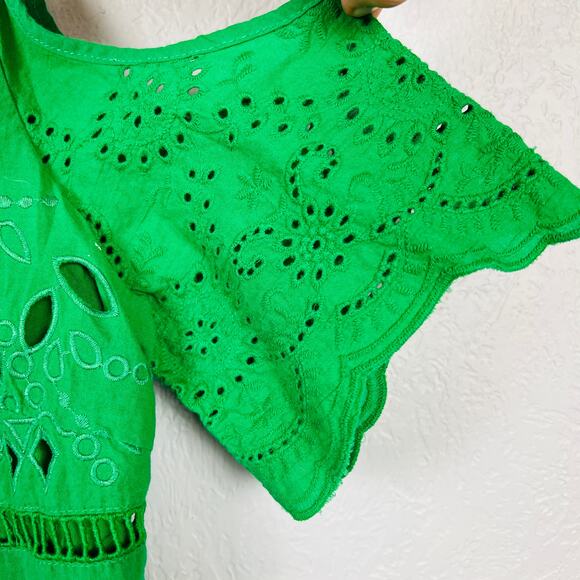 Skies Are Blue Kelly Green Eyelet Tank Strappy - M - Picture 3 of 5